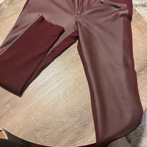 Gorgeous pleather front legging